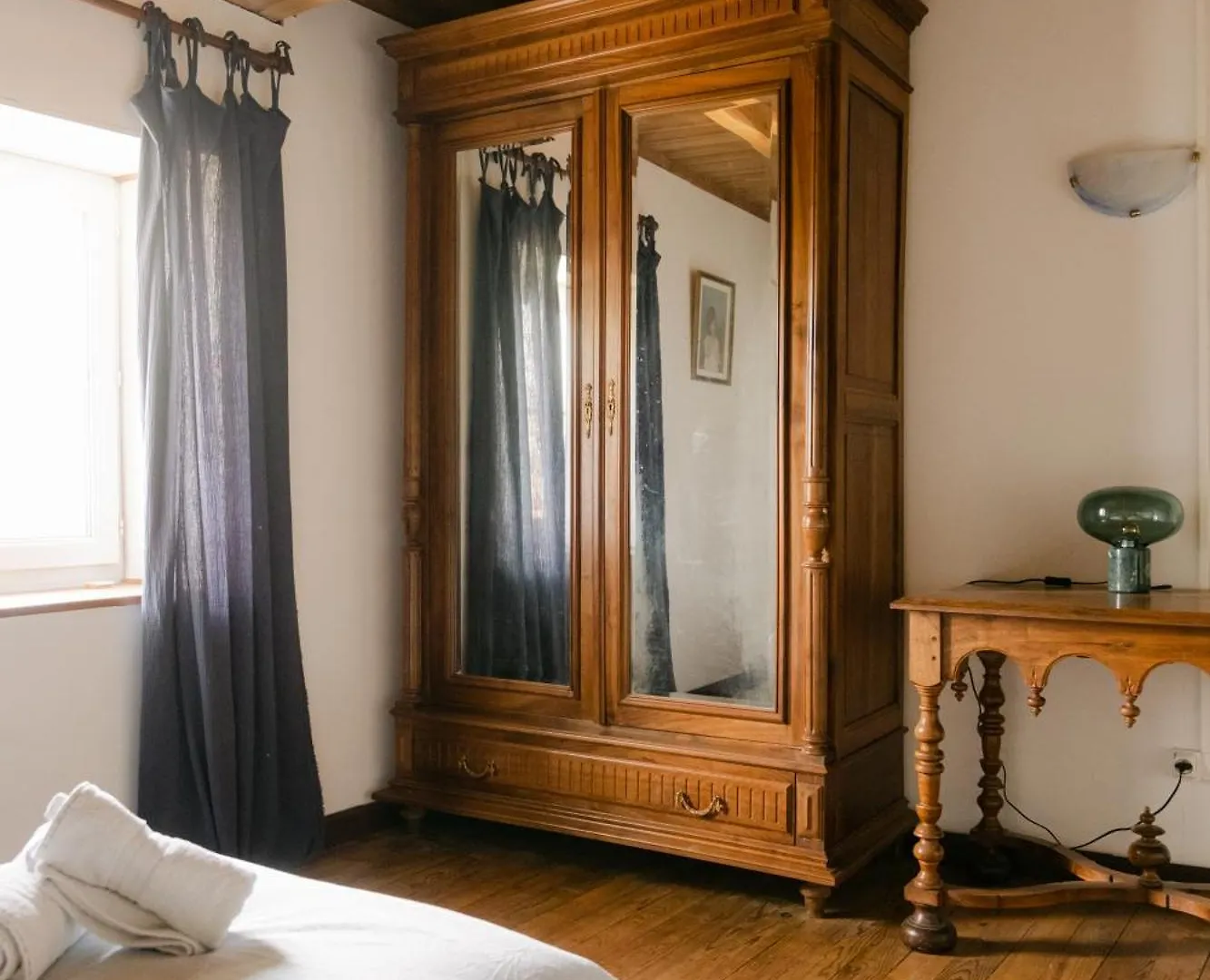 Chateau De Lemps Lemps (Ardeche)