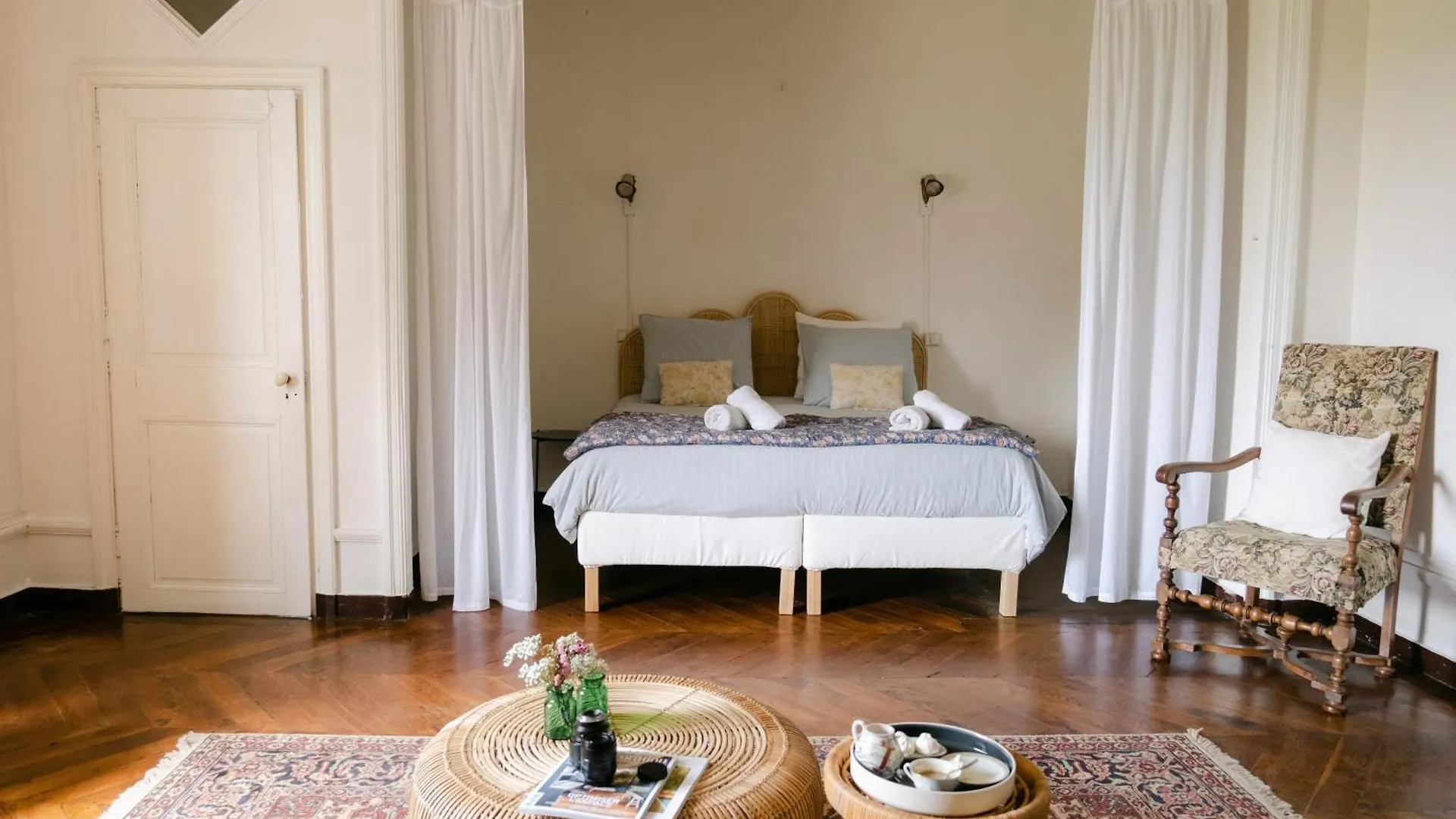 Guest house Chateau De Lemps